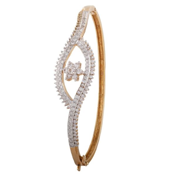 Glittering Floral Cluster Wave Diamond Bracelet - DBG8